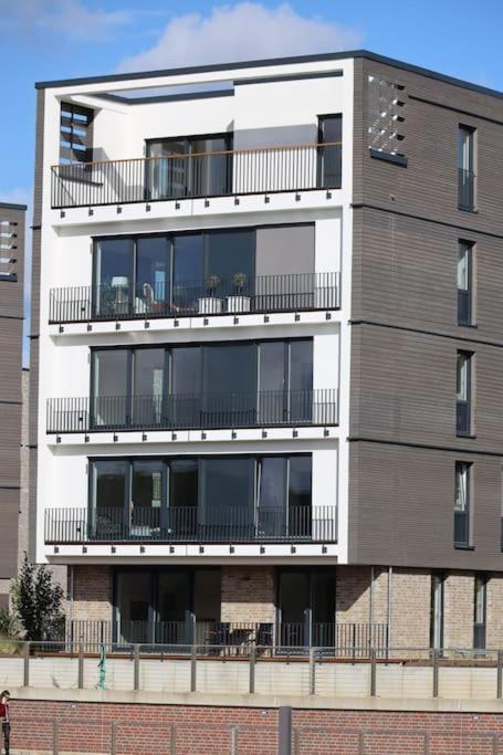 Allerinsel - Appartement Am Celler Yachthafen Exterior foto